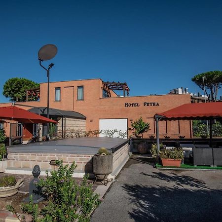 Hotel Petra Ρώμη Εξωτερικό φωτογραφία