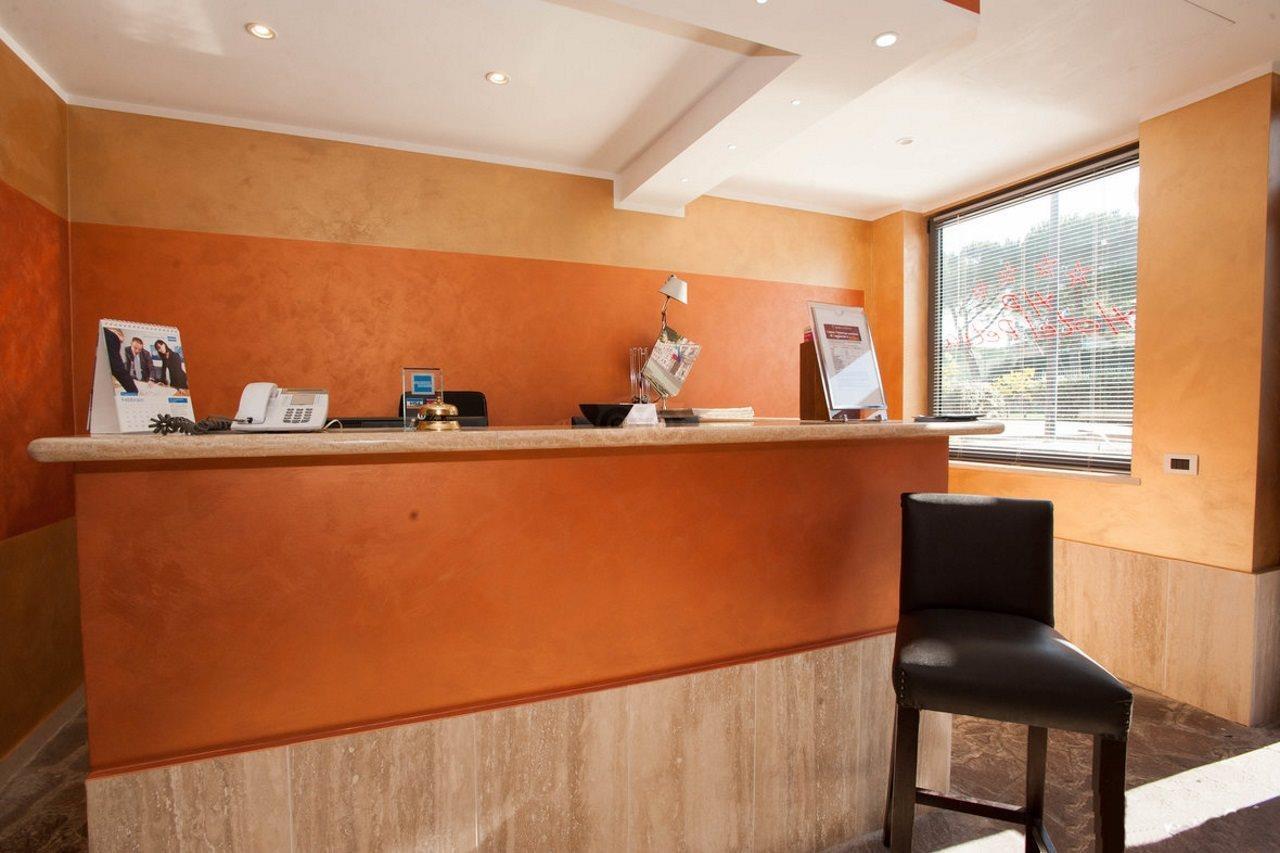 Hotel Petra Ρώμη Εξωτερικό φωτογραφία